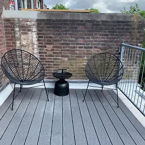 - Maliesingel Apartment
